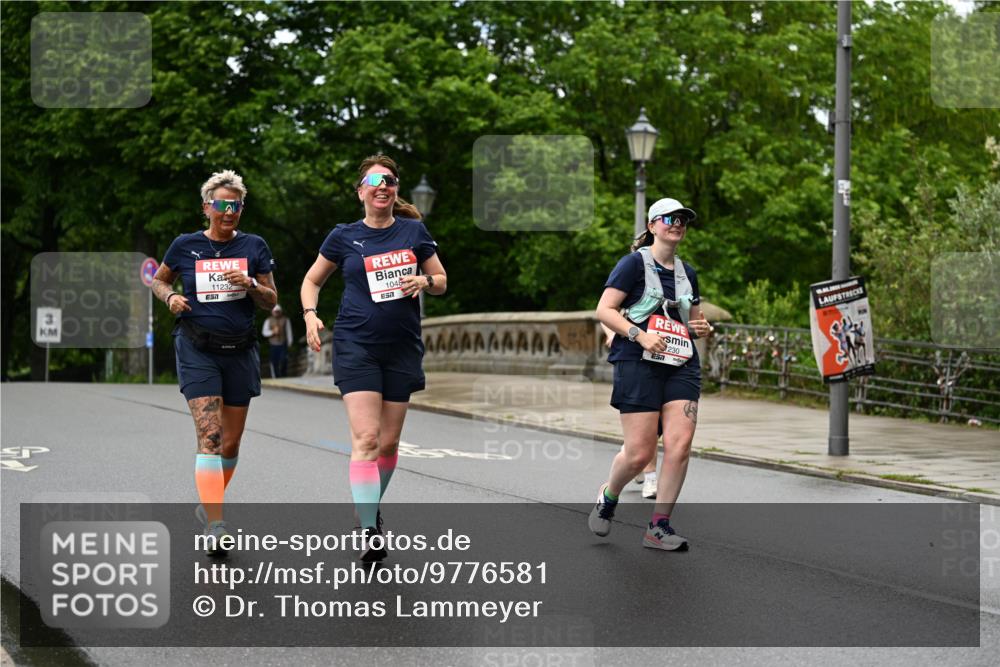 14.06.2026 - REWE Women's Run Dr. Thomas Lammeyer http://msf.ph/oto/9776581 14.06.2026 10:03:31 Laufen 3, 11232, 1048, 7, 230 meine-sportfotos.de