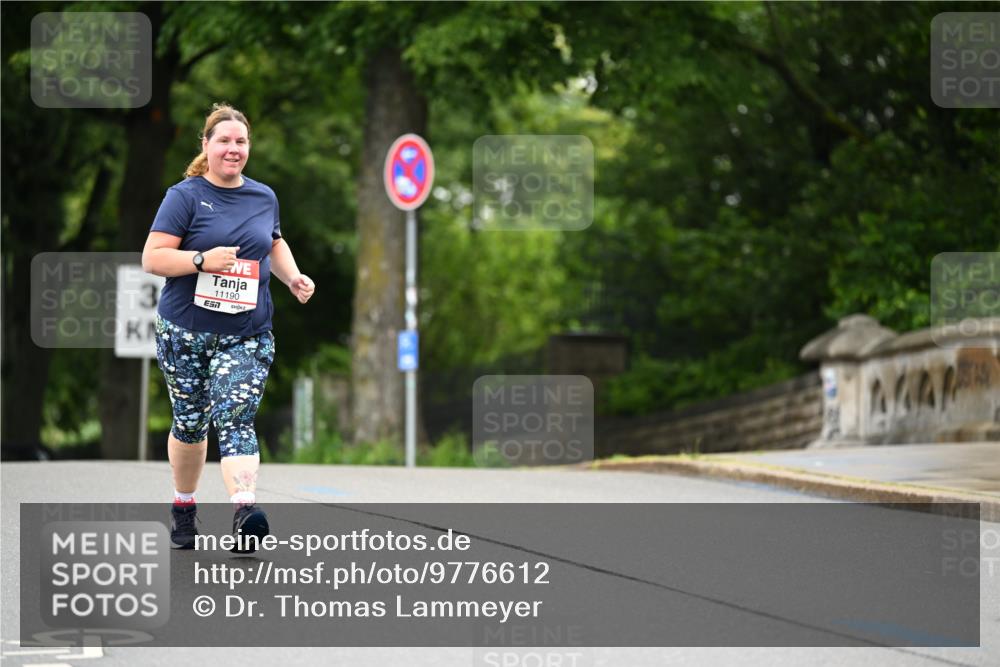 14.06.2026 - REWE Women's Run Dr. Thomas Lammeyer http://msf.ph/oto/9776612 14.06.2026 10:03:47 Laufen 3, 11190 meine-sportfotos.de