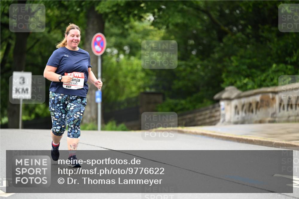 14.06.2026 - REWE Women's Run Dr. Thomas Lammeyer http://msf.ph/oto/9776622 14.06.2026 10:03:48 Laufen 3, 7, 11190 meine-sportfotos.de