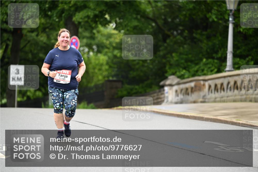 14.06.2026 - REWE Women's Run Dr. Thomas Lammeyer http://msf.ph/oto/9776627 14.06.2026 10:03:48 Laufen 3, 7, 11190 meine-sportfotos.de
