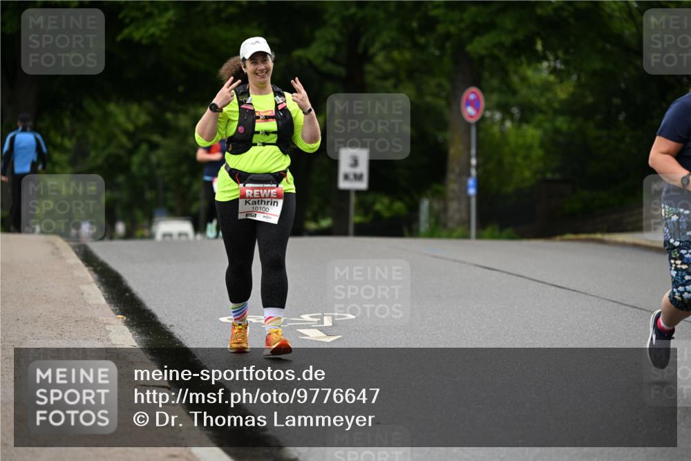 14.06.2026 - REWE Women's Run Dr. Thomas Lammeyer http://msf.ph/oto/9776647 14.06.2026 10:03:51 Laufen 10100, 7, 3 meine-sportfotos.de