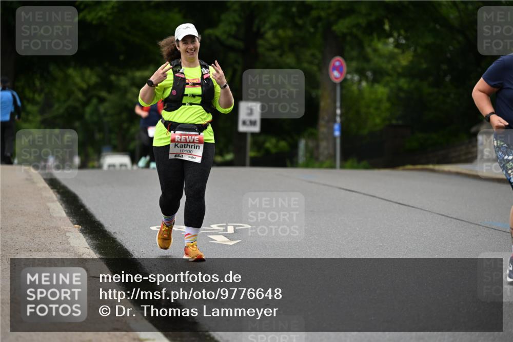 14.06.2026 - REWE Women's Run Dr. Thomas Lammeyer http://msf.ph/oto/9776648 14.06.2026 10:03:51 Laufen 10100, 57, 3 meine-sportfotos.de