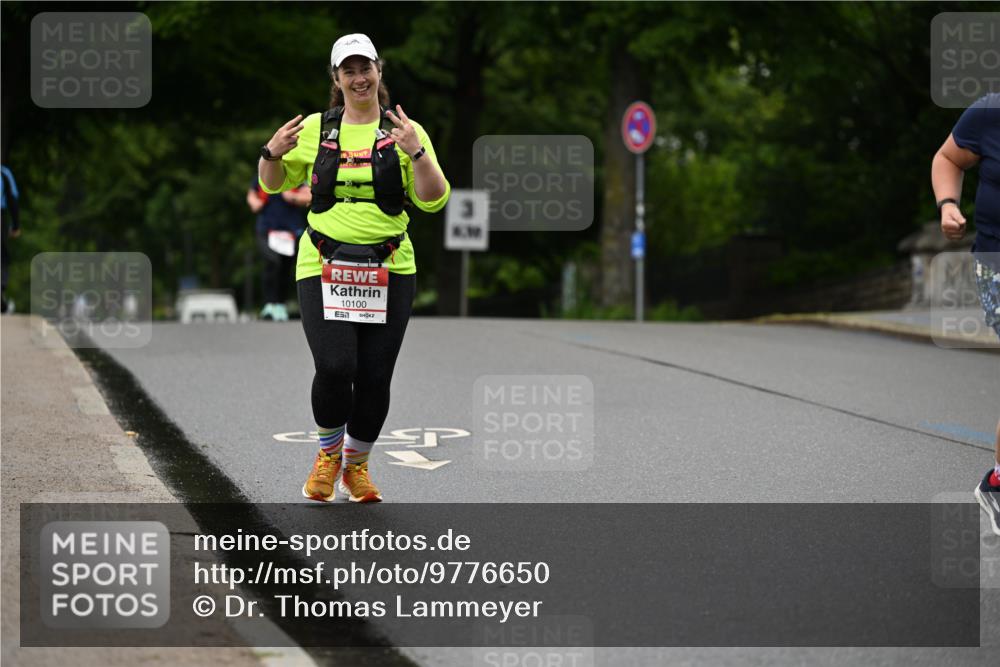 14.06.2026 - REWE Women's Run Dr. Thomas Lammeyer http://msf.ph/oto/9776650 14.06.2026 10:03:52 Laufen 10100, 3 meine-sportfotos.de