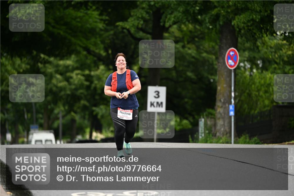 14.06.2026 - REWE Women's Run Dr. Thomas Lammeyer http://msf.ph/oto/9776664 14.06.2026 10:03:56 Laufen 10540, 3 meine-sportfotos.de