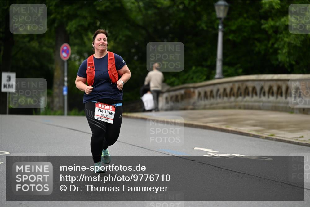 14.06.2026 - REWE Women's Run Dr. Thomas Lammeyer http://msf.ph/oto/9776710 14.06.2026 10:04:00 Laufen 3, 10540 meine-sportfotos.de