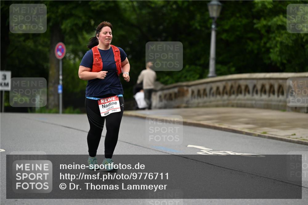 14.06.2026 - REWE Women's Run Dr. Thomas Lammeyer http://msf.ph/oto/9776711 14.06.2026 10:04:00 Laufen 3, 10540, 57 meine-sportfotos.de