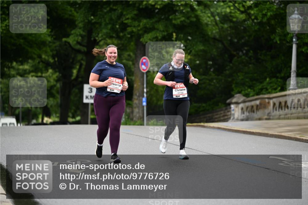 14.06.2026 - REWE Women's Run Dr. Thomas Lammeyer http://msf.ph/oto/9776726 14.06.2026 10:04:45 Laufen 3, 11464, 7, 11193 meine-sportfotos.de