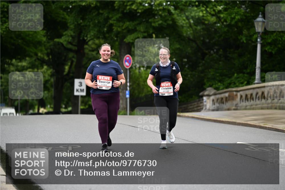 14.06.2026 - REWE Women's Run Dr. Thomas Lammeyer http://msf.ph/oto/9776730 14.06.2026 10:04:46 Laufen 3, 11464, 57, 11193 meine-sportfotos.de