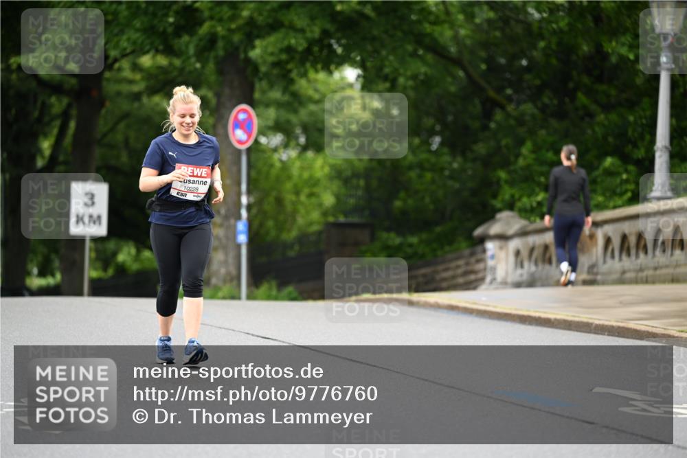 14.06.2026 - REWE Women's Run Dr. Thomas Lammeyer http://msf.ph/oto/9776760 14.06.2026 10:05:44 Laufen 3, 10228 meine-sportfotos.de