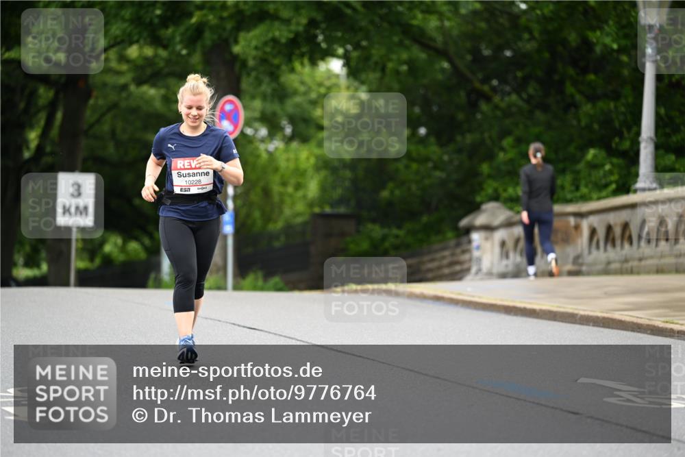 14.06.2026 - REWE Women's Run Dr. Thomas Lammeyer http://msf.ph/oto/9776764 14.06.2026 10:05:45 Laufen 3, 10228, 7 meine-sportfotos.de