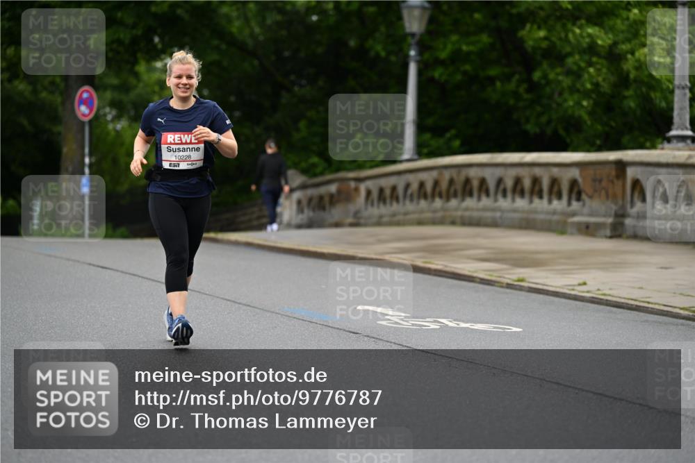 14.06.2026 - REWE Women's Run Dr. Thomas Lammeyer http://msf.ph/oto/9776787 14.06.2026 10:05:47 Laufen 10228 meine-sportfotos.de