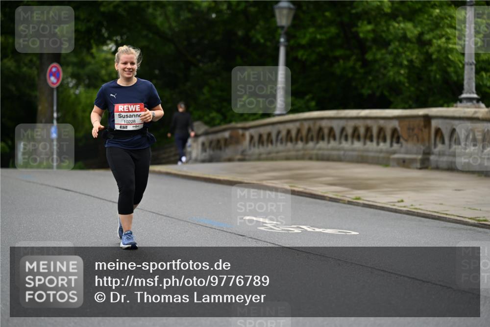 14.06.2026 - REWE Women's Run Dr. Thomas Lammeyer http://msf.ph/oto/9776789 14.06.2026 10:05:47 Laufen 10228 meine-sportfotos.de