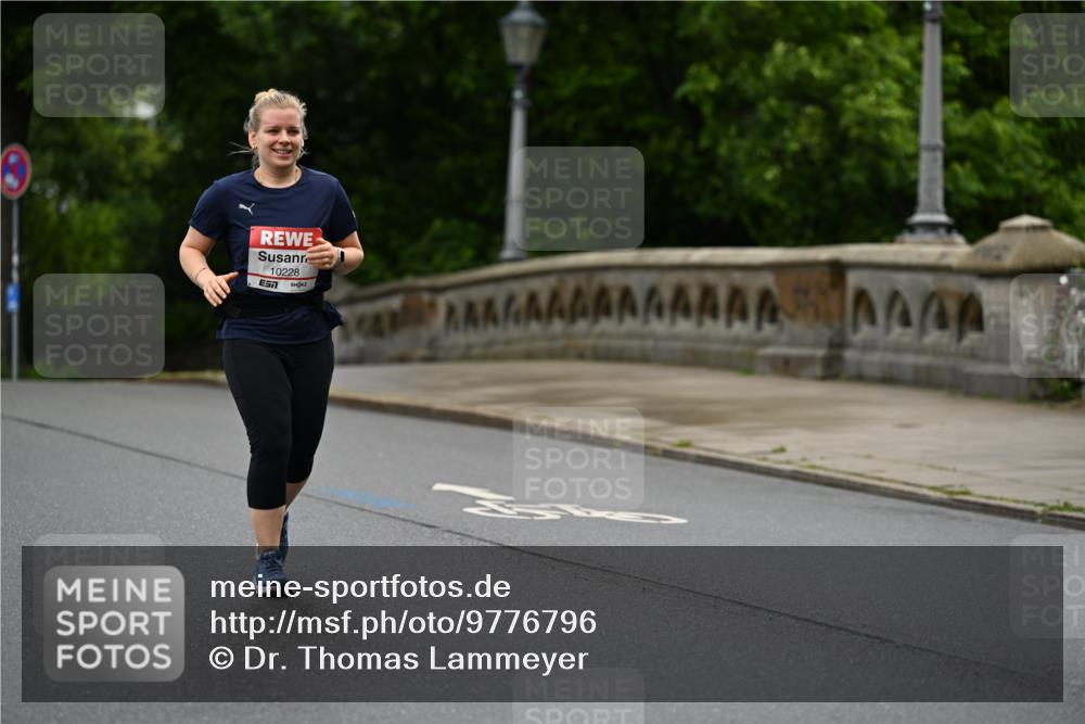 14.06.2026 - REWE Women's Run Dr. Thomas Lammeyer http://msf.ph/oto/9776796 14.06.2026 10:05:48 Laufen 10228, 7 meine-sportfotos.de