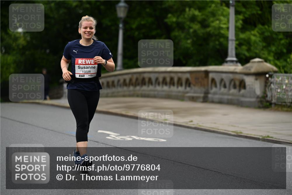 14.06.2026 - REWE Women's Run Dr. Thomas Lammeyer http://msf.ph/oto/9776804 14.06.2026 10:05:49 Laufen 10228 meine-sportfotos.de