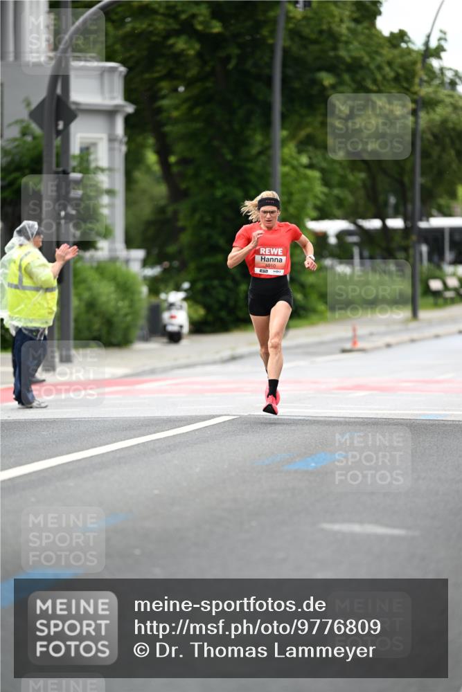 14.06.2026 - REWE Women's Run Dr. Thomas Lammeyer http://msf.ph/oto/9776809 14.06.2026 10:38:26 Laufen 5910 meine-sportfotos.de
