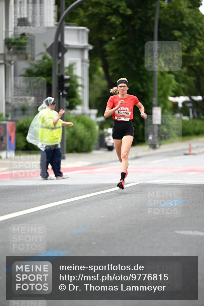 14.06.2026 - REWE Women's Run Dr. Thomas Lammeyer http://msf.ph/oto/9776815 14.06.2026 10:38:26 Laufen 5910, 57 meine-sportfotos.de