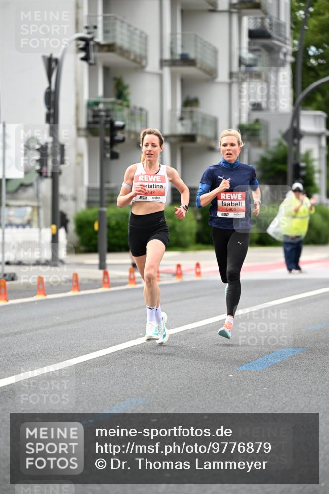14.06.2026 - REWE Women's Run Dr. Thomas Lammeyer http://msf.ph/oto/9776879 14.06.2026 10:38:44 Laufen 5737, 5906, 7 meine-sportfotos.de