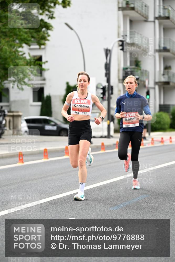 14.06.2026 - REWE Women's Run Dr. Thomas Lammeyer http://msf.ph/oto/9776888 14.06.2026 10:38:45 Laufen 5737, 7, 5906, 7 meine-sportfotos.de