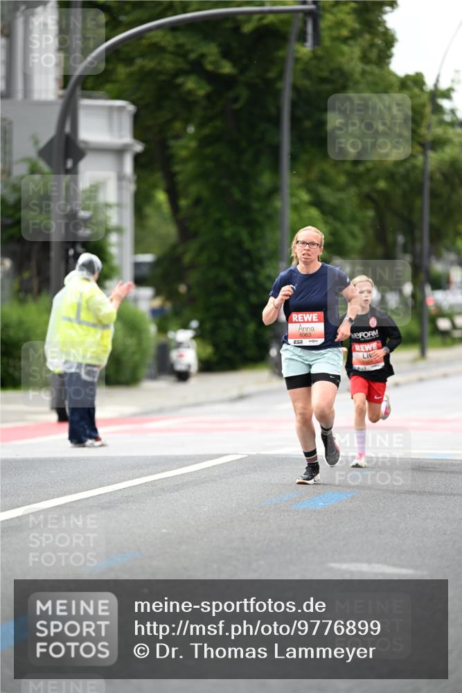 14.06.2026 - REWE Women's Run Dr. Thomas Lammeyer http://msf.ph/oto/9776899 14.06.2026 10:38:52 Laufen 6063, 7 meine-sportfotos.de