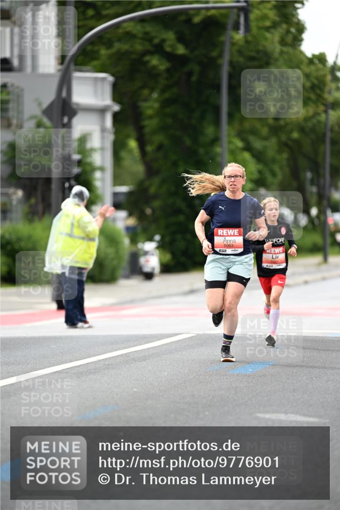 14.06.2026 - REWE Women's Run Dr. Thomas Lammeyer http://msf.ph/oto/9776901 14.06.2026 10:38:52 Laufen 6063, 7 meine-sportfotos.de