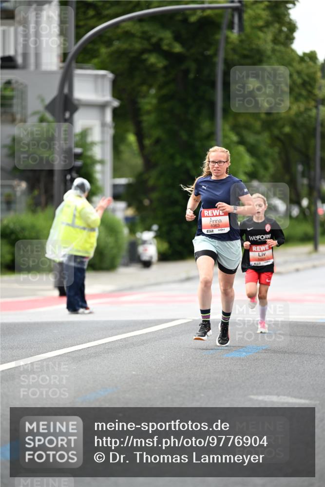 14.06.2026 - REWE Women's Run Dr. Thomas Lammeyer http://msf.ph/oto/9776904 14.06.2026 10:38:52 Laufen 6063, 57 meine-sportfotos.de