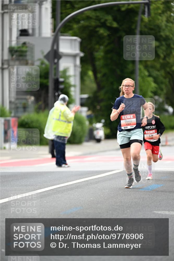 14.06.2026 - REWE Women's Run Dr. Thomas Lammeyer http://msf.ph/oto/9776906 14.06.2026 10:38:53 Laufen 6063, 57 meine-sportfotos.de