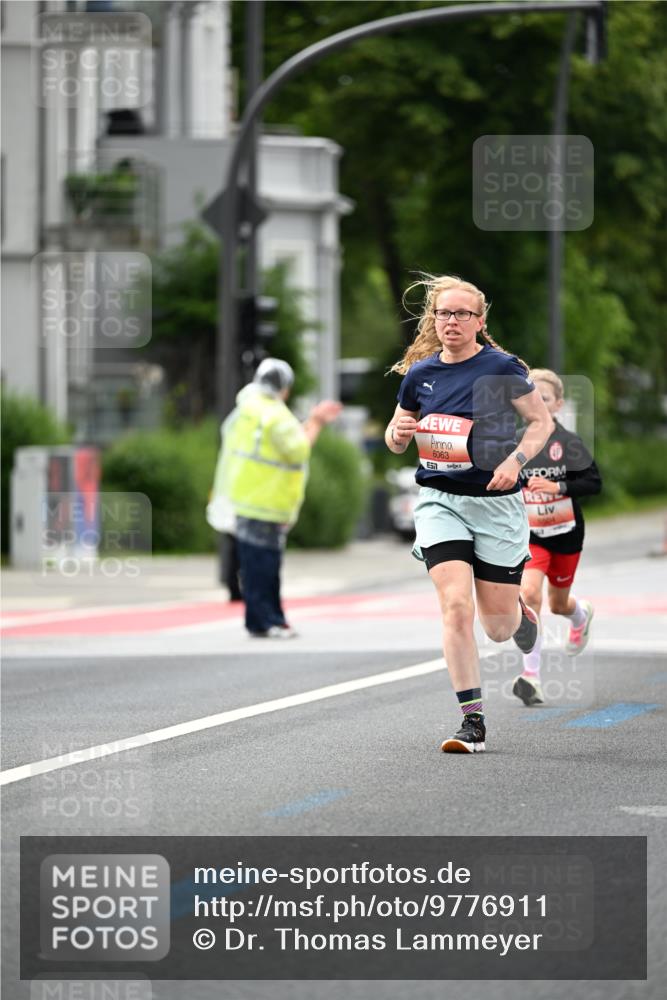 14.06.2026 - REWE Women's Run Dr. Thomas Lammeyer http://msf.ph/oto/9776911 14.06.2026 10:38:53 Laufen 6063, 517 meine-sportfotos.de