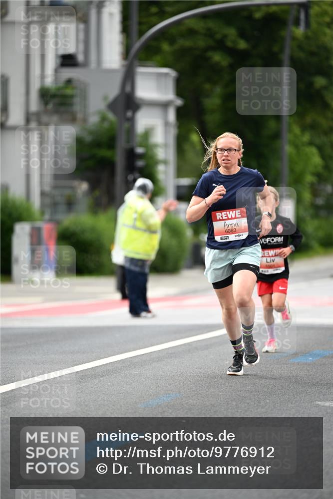 14.06.2026 - REWE Women's Run Dr. Thomas Lammeyer http://msf.ph/oto/9776912 14.06.2026 10:38:53 Laufen 6063, 1005 meine-sportfotos.de