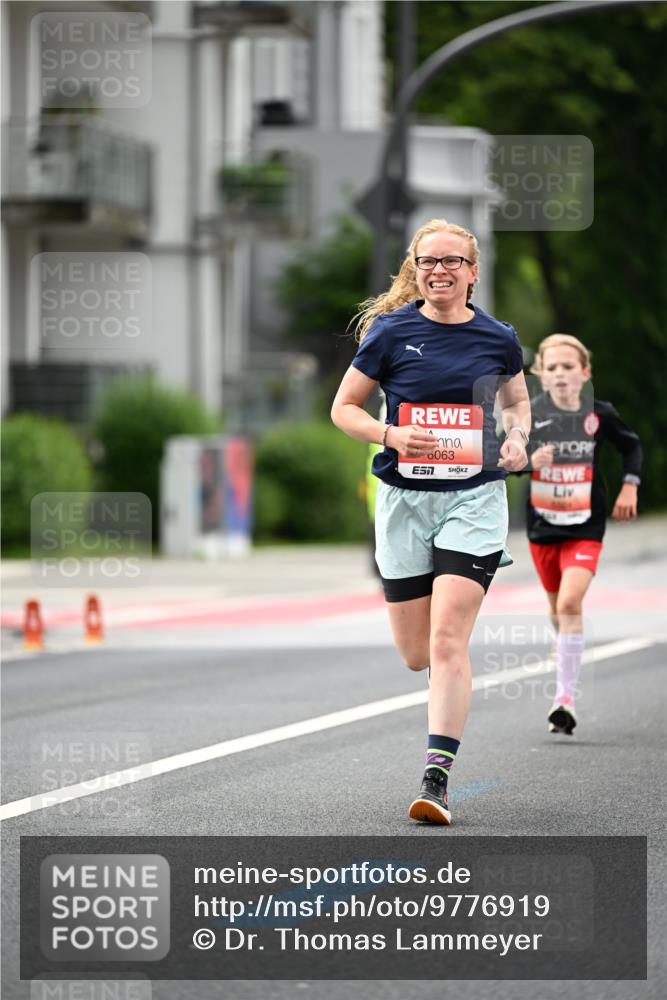 14.06.2026 - REWE Women's Run Dr. Thomas Lammeyer http://msf.ph/oto/9776919 14.06.2026 10:38:54 Laufen 6063, 7 meine-sportfotos.de