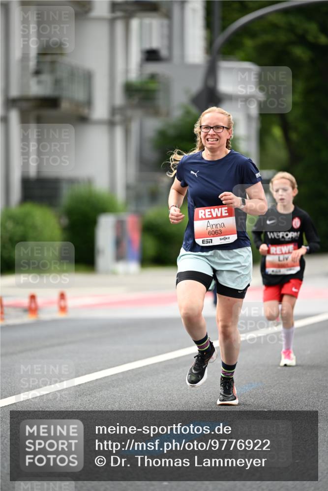 14.06.2026 - REWE Women's Run Dr. Thomas Lammeyer http://msf.ph/oto/9776922 14.06.2026 10:38:54 Laufen 6063, 7 meine-sportfotos.de
