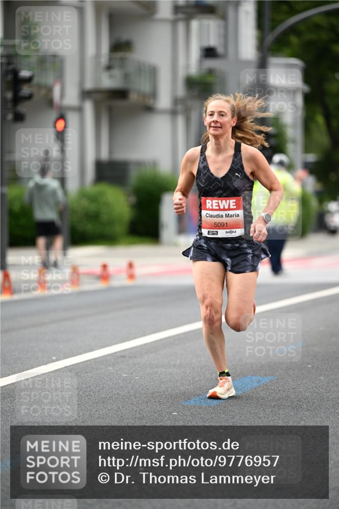 14.06.2026 - REWE Women's Run Dr. Thomas Lammeyer http://msf.ph/oto/9776957 14.06.2026 10:39:00 Laufen 57, 5091 meine-sportfotos.de