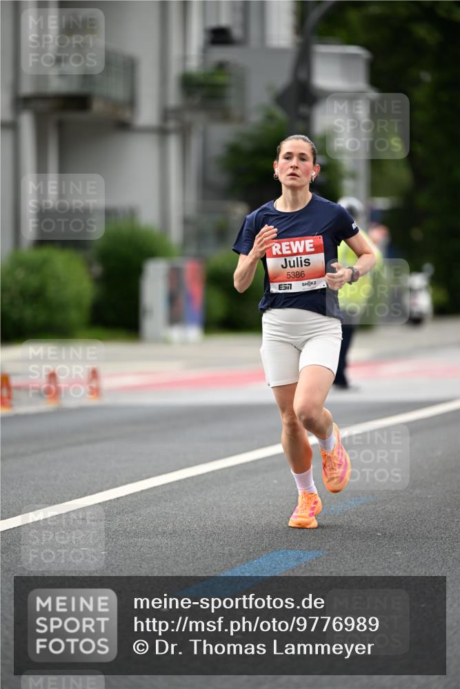 14.06.2026 - REWE Women's Run Dr. Thomas Lammeyer http://msf.ph/oto/9776989 14.06.2026 10:39:08 Laufen 5386 meine-sportfotos.de