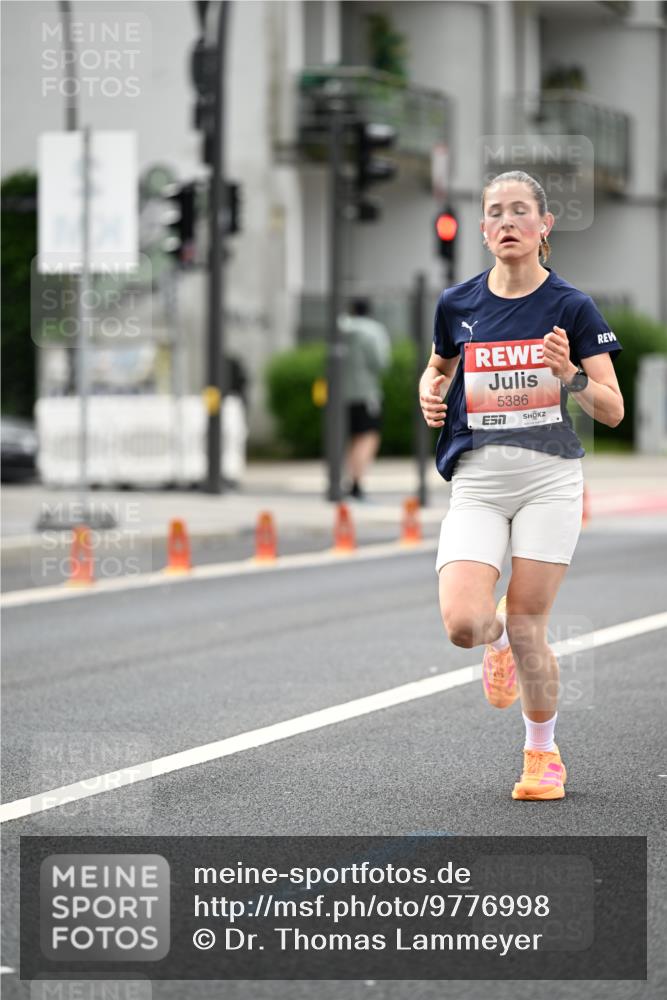 14.06.2026 - REWE Women's Run Dr. Thomas Lammeyer http://msf.ph/oto/9776998 14.06.2026 10:39:09 Laufen 5386, 7 meine-sportfotos.de