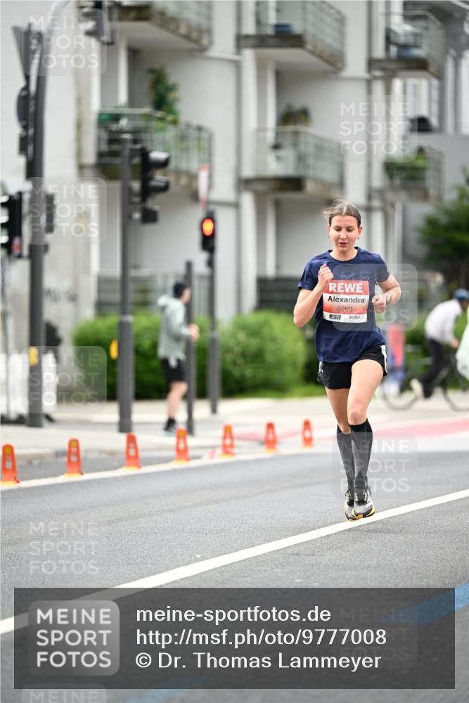 14.06.2026 - REWE Women's Run Dr. Thomas Lammeyer http://msf.ph/oto/9777008 14.06.2026 10:39:16 Laufen 5263, 57 meine-sportfotos.de
