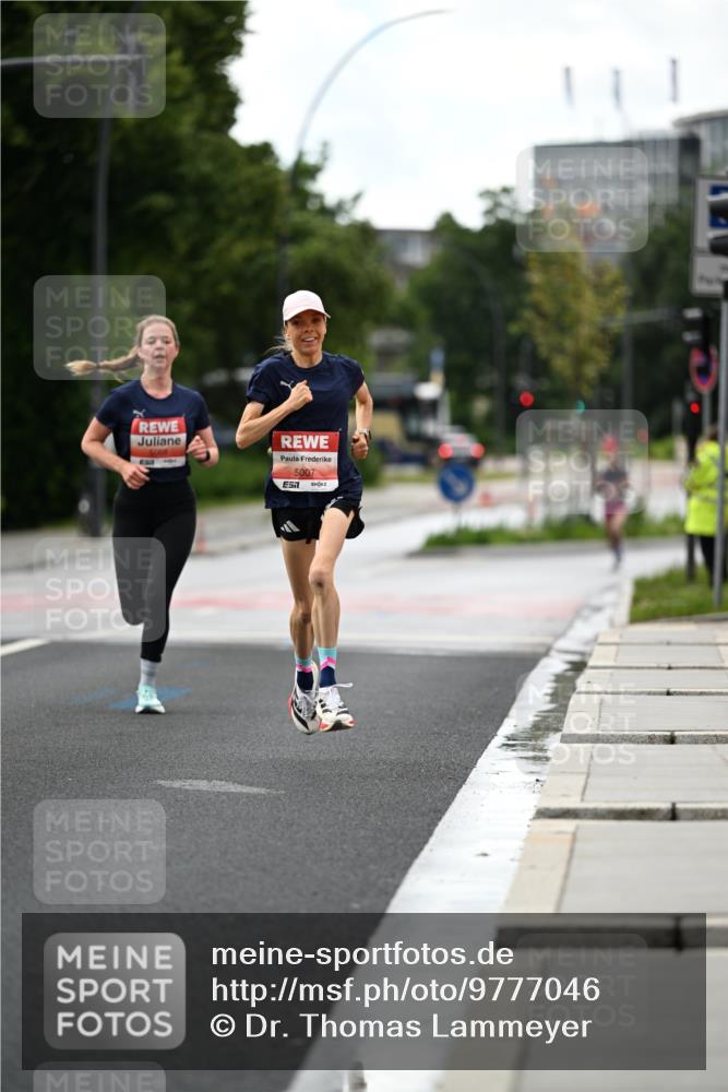 14.06.2026 - REWE Women's Run Dr. Thomas Lammeyer http://msf.ph/oto/9777046 14.06.2026 10:39:24 Laufen 5007, 51 meine-sportfotos.de