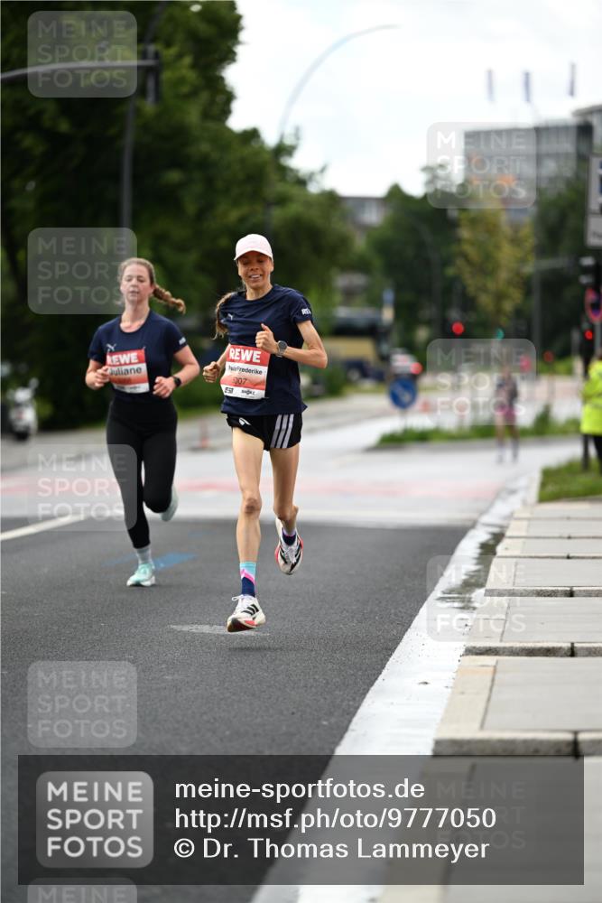 14.06.2026 - REWE Women's Run Dr. Thomas Lammeyer http://msf.ph/oto/9777050 14.06.2026 10:39:24 Laufen 007 meine-sportfotos.de