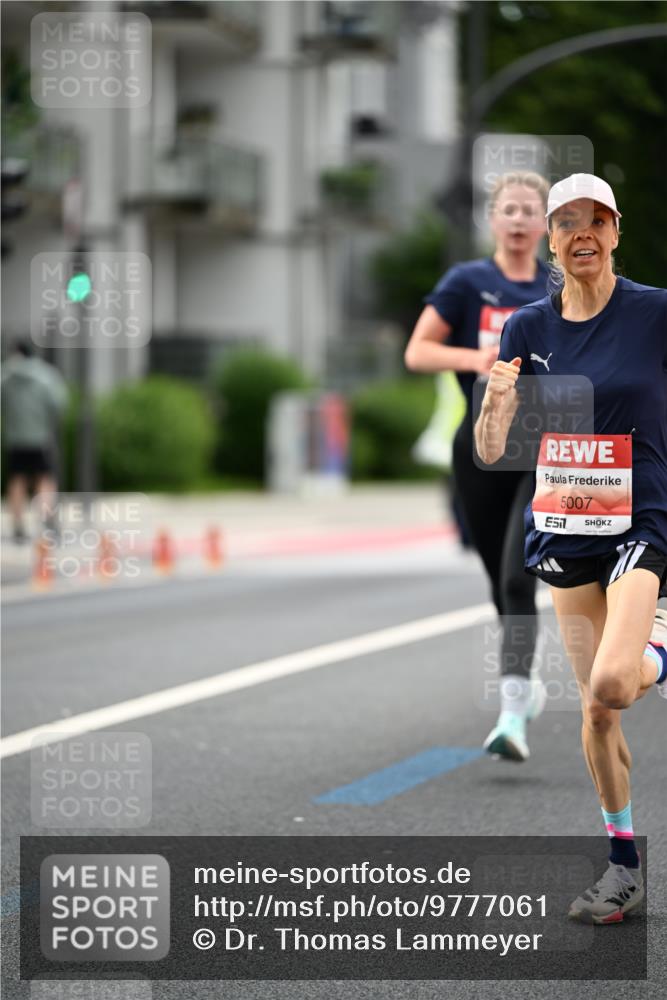 14.06.2026 - REWE Women's Run Dr. Thomas Lammeyer http://msf.ph/oto/9777061 14.06.2026 10:39:26 Laufen 5007 meine-sportfotos.de