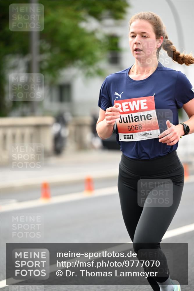 14.06.2026 - REWE Women's Run Dr. Thomas Lammeyer http://msf.ph/oto/9777070 14.06.2026 10:39:28 Laufen 5068 meine-sportfotos.de