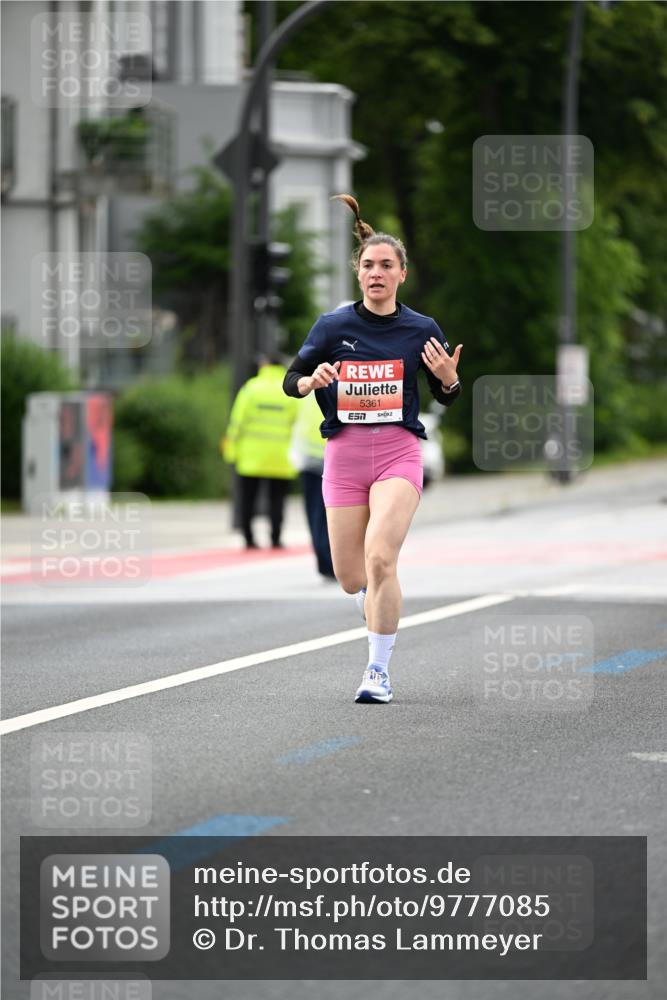 14.06.2026 - REWE Women's Run Dr. Thomas Lammeyer http://msf.ph/oto/9777085 14.06.2026 10:39:37 Laufen 5361 meine-sportfotos.de