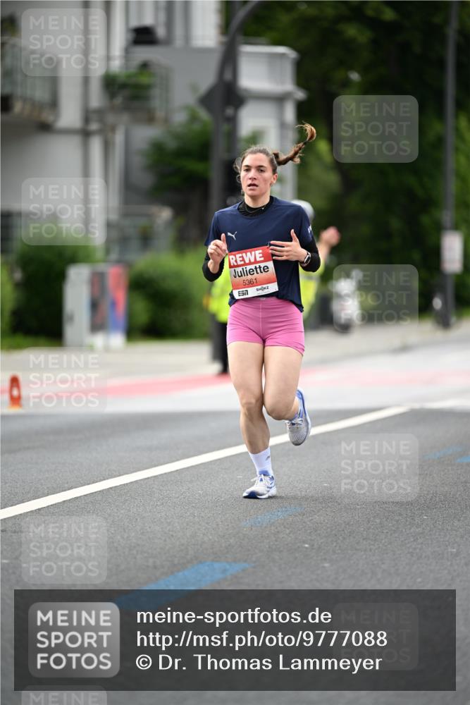 14.06.2026 - REWE Women's Run Dr. Thomas Lammeyer http://msf.ph/oto/9777088 14.06.2026 10:39:37 Laufen 5361, 7 meine-sportfotos.de