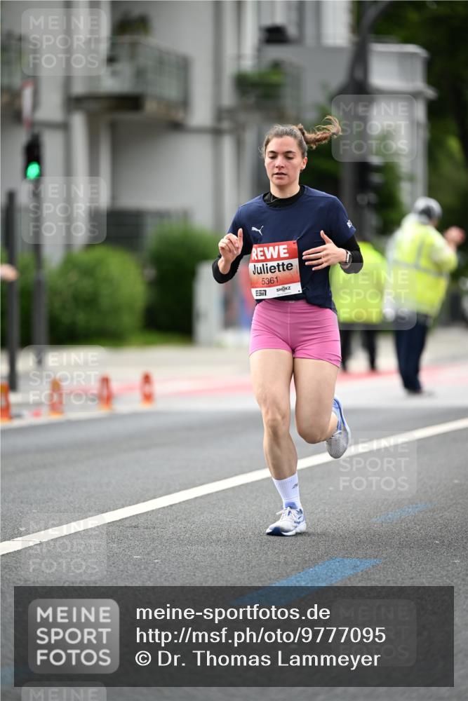 14.06.2026 - REWE Women's Run Dr. Thomas Lammeyer http://msf.ph/oto/9777095 14.06.2026 10:39:38 Laufen 7, 5361 meine-sportfotos.de