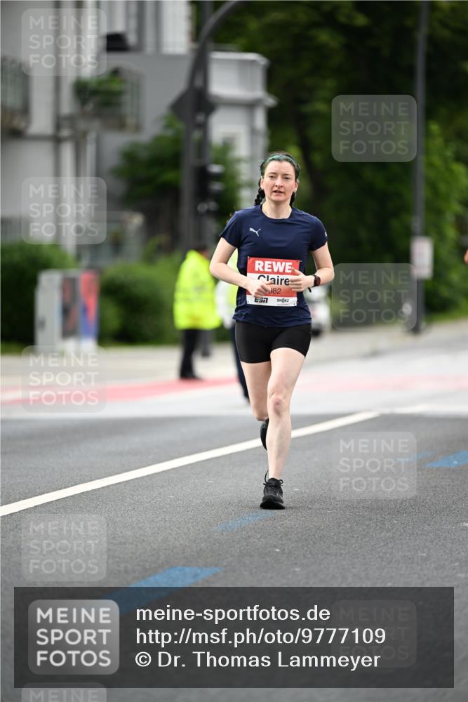 14.06.2026 - REWE Women's Run Dr. Thomas Lammeyer http://msf.ph/oto/9777109 14.06.2026 10:39:40 Laufen 82 meine-sportfotos.de