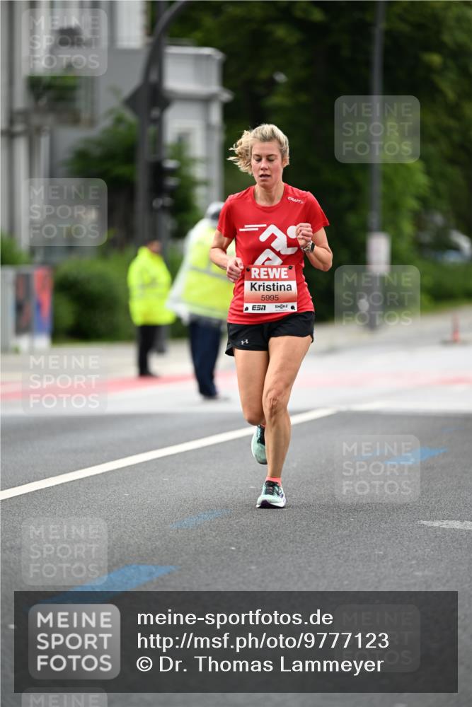 14.06.2026 - REWE Women's Run Dr. Thomas Lammeyer http://msf.ph/oto/9777123 14.06.2026 10:39:43 Laufen 5995 meine-sportfotos.de