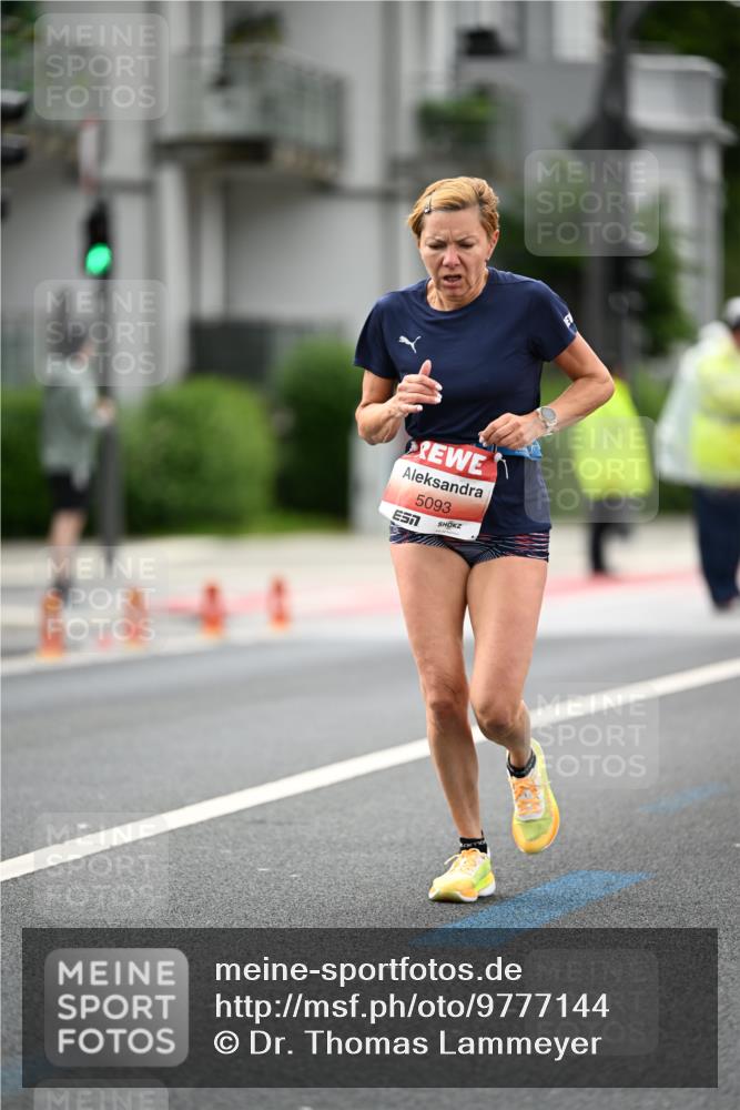 14.06.2026 - REWE Women's Run Dr. Thomas Lammeyer http://msf.ph/oto/9777144 14.06.2026 10:39:46 Laufen 5093 meine-sportfotos.de