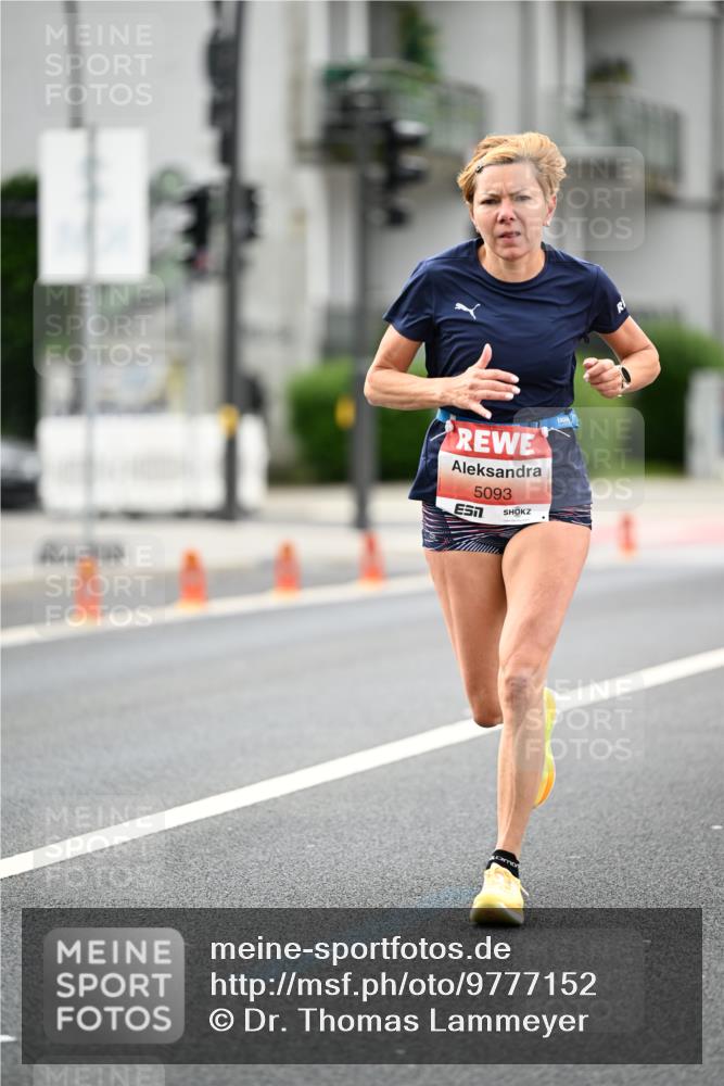 14.06.2026 - REWE Women's Run Dr. Thomas Lammeyer http://msf.ph/oto/9777152 14.06.2026 10:39:47 Laufen 5093, 7 meine-sportfotos.de