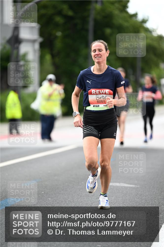 14.06.2026 - REWE Women's Run Dr. Thomas Lammeyer http://msf.ph/oto/9777167 14.06.2026 10:39:51 Laufen 6051 meine-sportfotos.de
