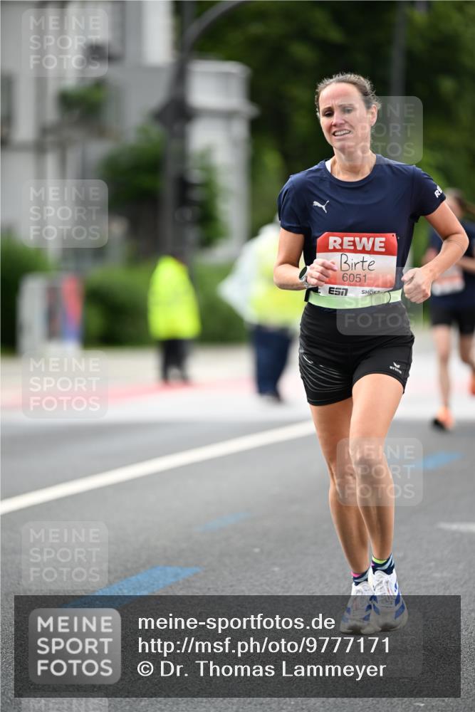 14.06.2026 - REWE Women's Run Dr. Thomas Lammeyer http://msf.ph/oto/9777171 14.06.2026 10:39:51 Laufen 6051 meine-sportfotos.de