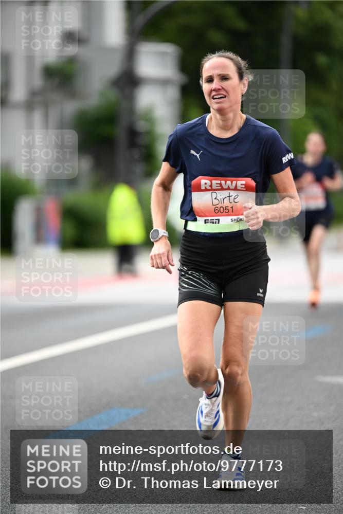 14.06.2026 - REWE Women's Run Dr. Thomas Lammeyer http://msf.ph/oto/9777173 14.06.2026 10:39:51 Laufen 6051 meine-sportfotos.de
