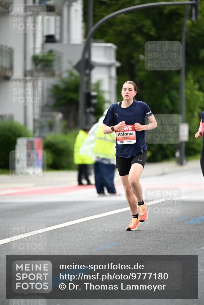 14.06.2026 - REWE Women's Run Dr. Thomas Lammeyer http://msf.ph/oto/9777180 14.06.2026 10:39:54 Laufen 5336, 7 meine-sportfotos.de
