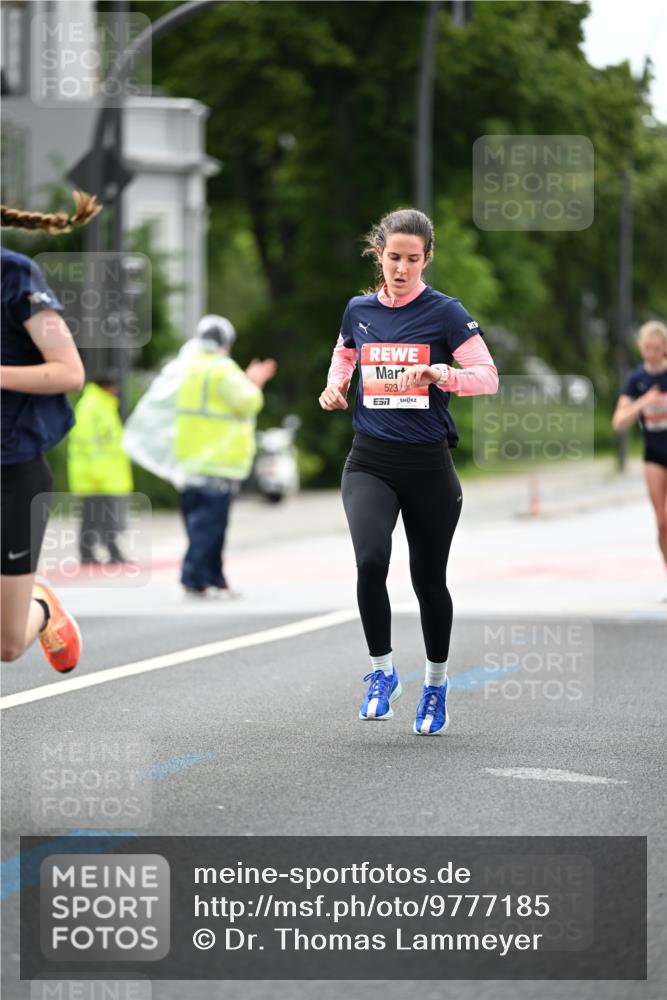 14.06.2026 - REWE Women's Run Dr. Thomas Lammeyer http://msf.ph/oto/9777185 14.06.2026 10:39:55 Laufen 523, 57 meine-sportfotos.de
